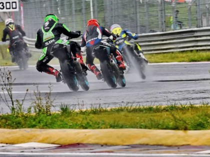 2019正新輪胎杯 公路摩托車挑戰(zhàn)賽貴陽站:春風(fēng)統(tǒng)一組