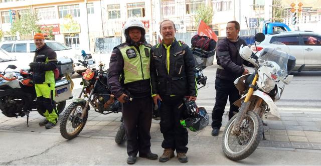 點擊進入無廣告的流暢讀圖模式