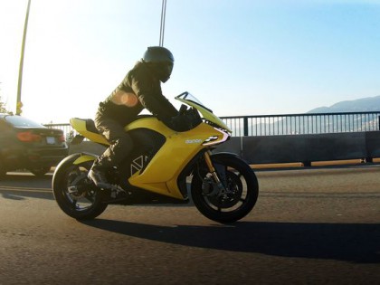 加拿大Damon即將發布 全球首臺搭載主動安全系統的電動摩托