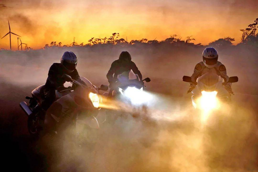 點(diǎn)擊進(jìn)入看圖評(píng)論